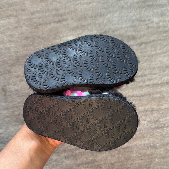 Fluff Yeah Slide Checks - Picture 6 of 8